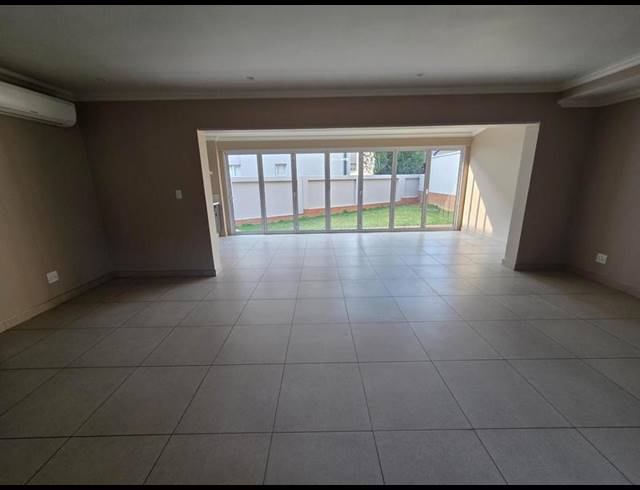 4 BEDROOM PROPERTY TO RENT IN MORELETAPARK
